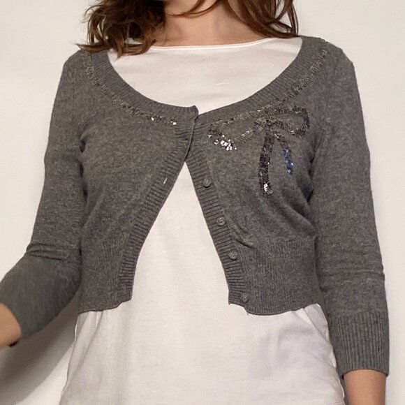 Vintage Y2K Forever 21 Grey Cropped Angora Shrug Cardigan w Sequin Bow! Medium - Picture 2 of 11
